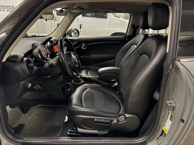 2016 MINI Hardtop Cooper