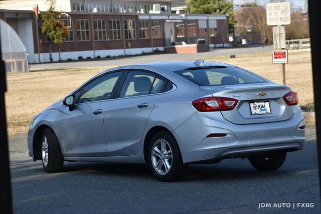 2017 Chevrolet Cruze LT Auto