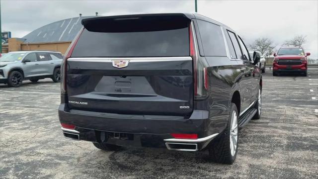 2024 Cadillac Escalade ESV Luxury