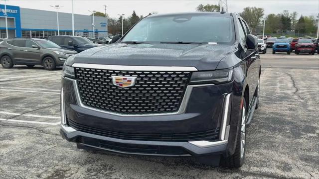 2024 Cadillac Escalade ESV Luxury