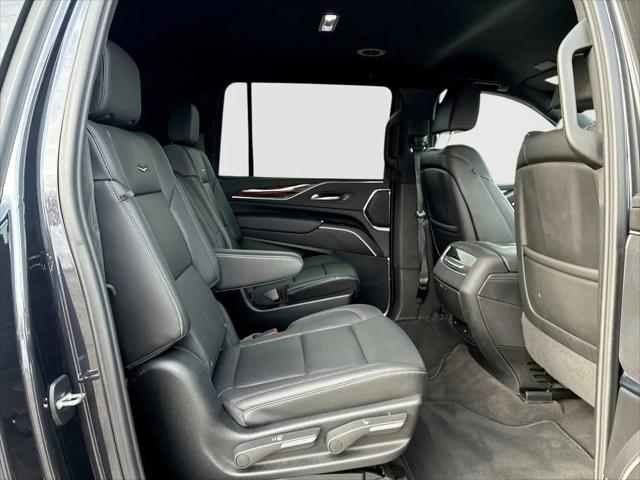 2024 Cadillac Escalade ESV Luxury