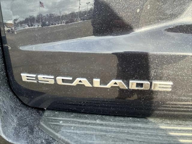 2024 Cadillac Escalade ESV Luxury