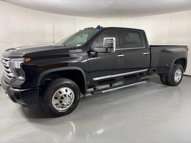 2026 Chevrolet Silverado 3500HD Crew Cab, Long Bed, High Country Dual Rear Wheel, RWD