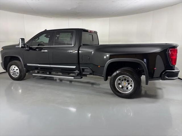 2026 Chevrolet Silverado 3500HD Crew Cab, Long Bed, High Country Dual Rear Wheel, RWD