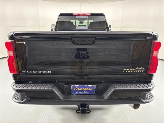 2026 Chevrolet Silverado 3500HD Crew Cab, Long Bed, High Country Dual Rear Wheel, RWD