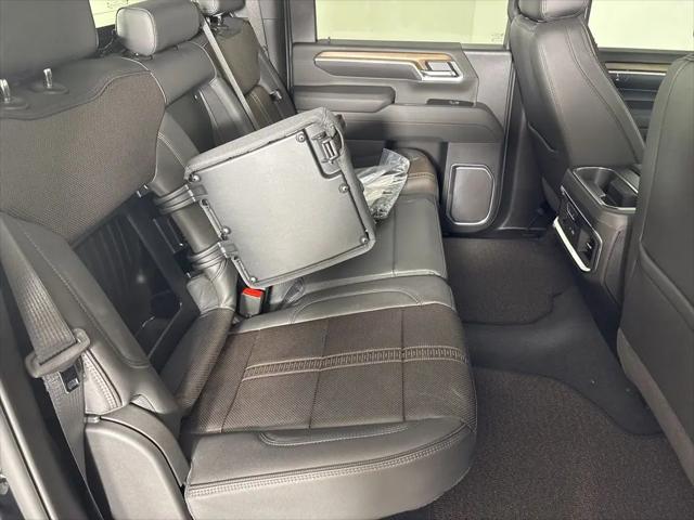 2026 Chevrolet Silverado 3500HD Crew Cab, Long Bed, High Country Dual Rear Wheel, RWD