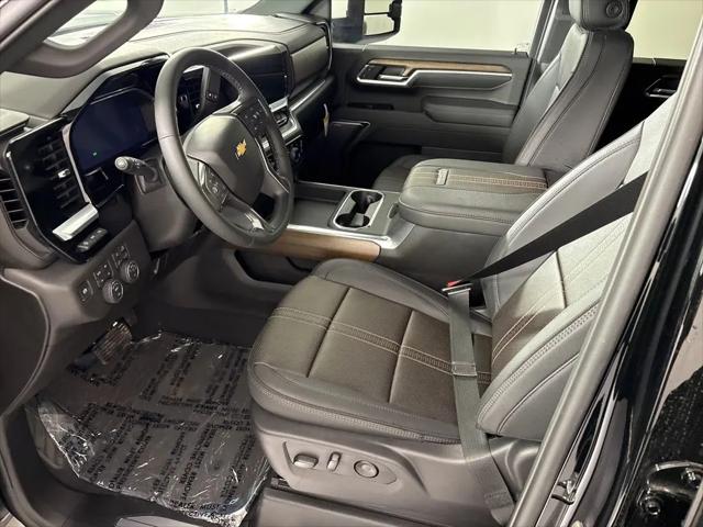 2026 Chevrolet Silverado 3500HD Crew Cab, Long Bed, High Country Dual Rear Wheel, RWD