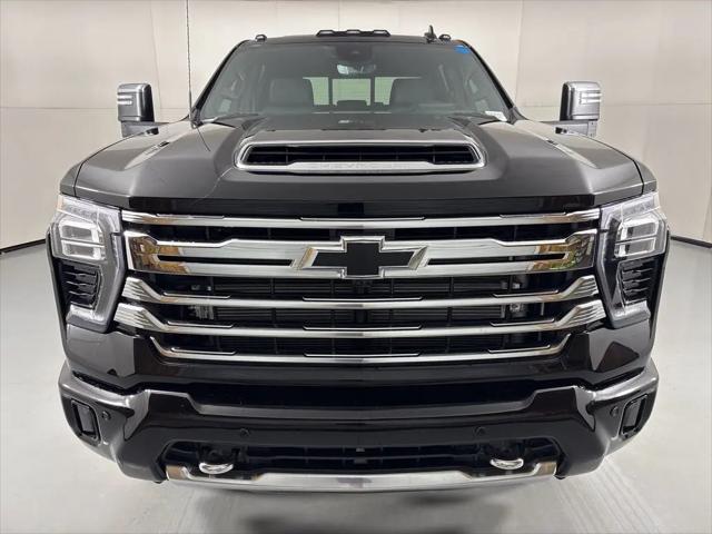 2026 Chevrolet Silverado 3500HD Crew Cab, Long Bed, High Country Dual Rear Wheel, RWD