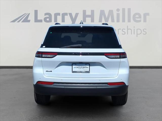 2026 Jeep Grand Cherokee Altitude 4x4