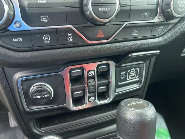 2026 Jeep Gladiator Sport