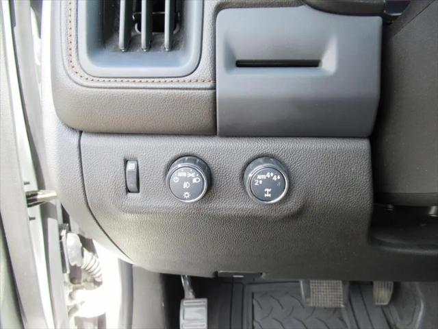 2022 GMC Canyon AT4 w/Leather