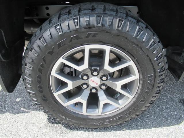 2022 GMC Canyon AT4 w/Leather