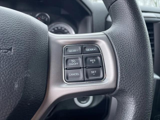 2023 Ram 1500 Classic SLT Crew Cab 4x4 5'7" Box