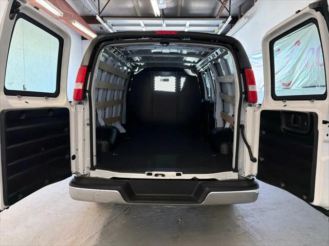 2024 GMC Savana Cargo RWD 2500 Regular Wheelbase Work Van