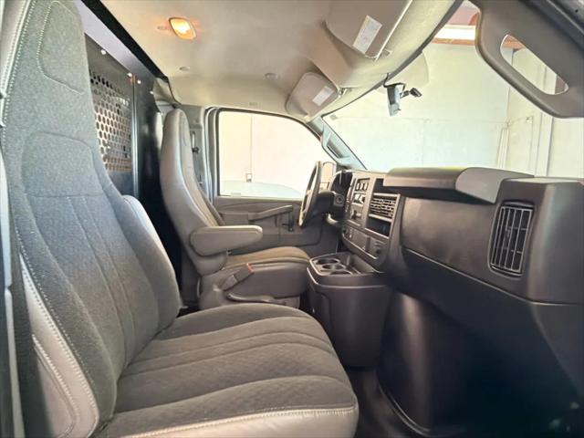 2024 GMC Savana Cargo RWD 2500 Regular Wheelbase Work Van