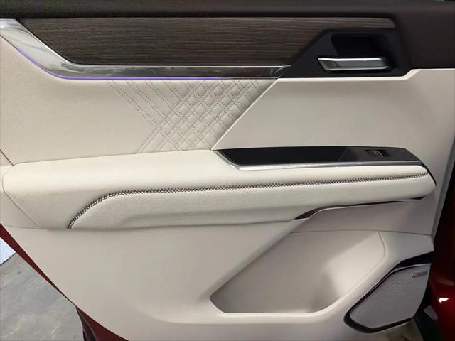 2026 GMC Acadia Denali FWD