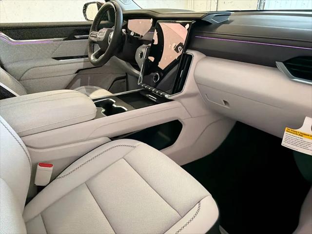 2026 GMC Acadia Denali FWD