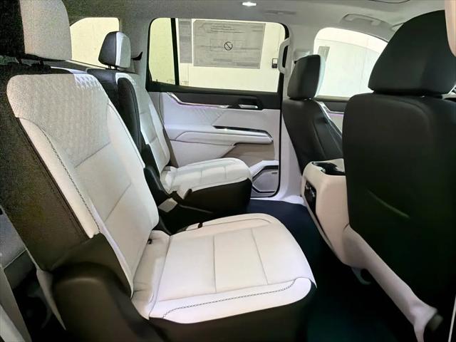 2026 GMC Acadia Denali FWD