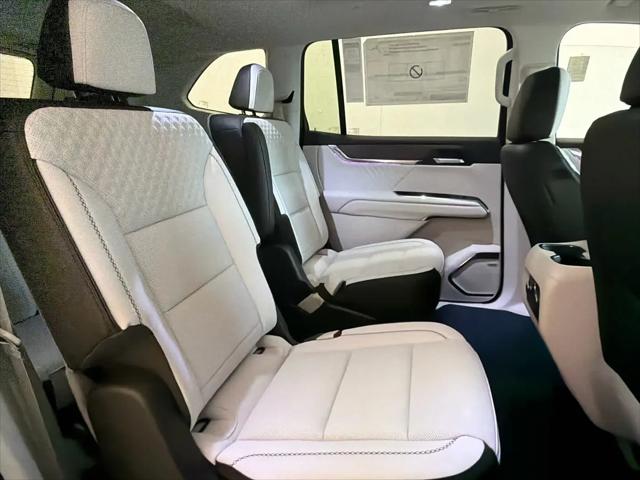 2026 GMC Acadia Denali FWD