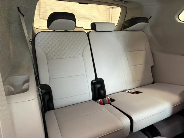 2026 GMC Acadia Denali FWD