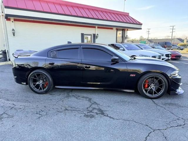 2017 Dodge Charger R/T Scat Pack RWD