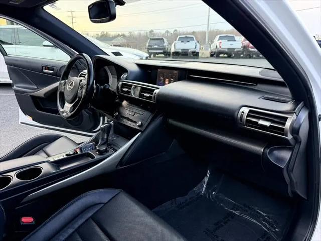 2016 Lexus IS 200t IS 200t