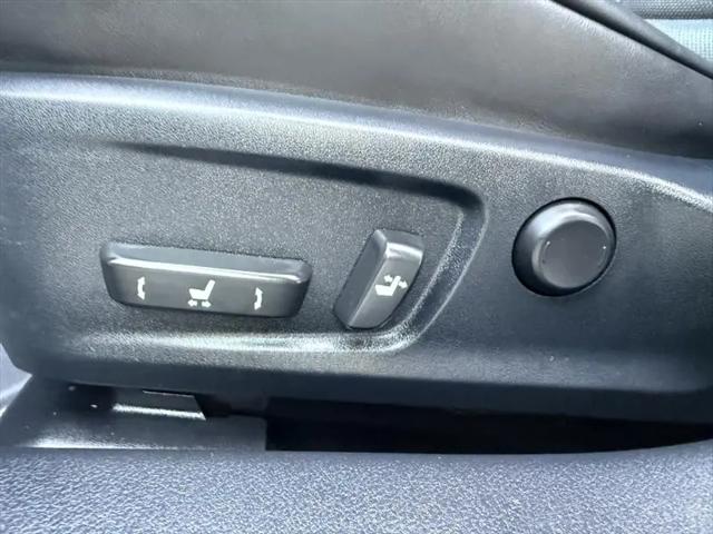 2016 Lexus IS 200t IS 200t