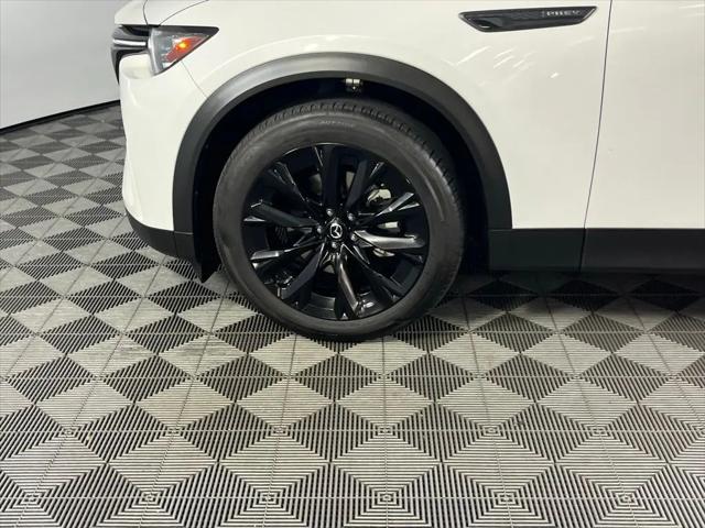 2025 Mazda X-90 Premium Sport
