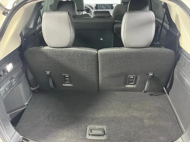 2025 Mazda X-90 Premium Sport