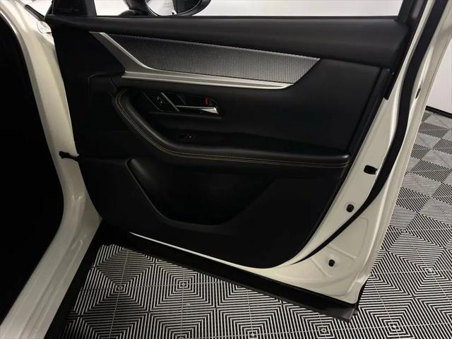 2025 Mazda X-90 Premium Sport