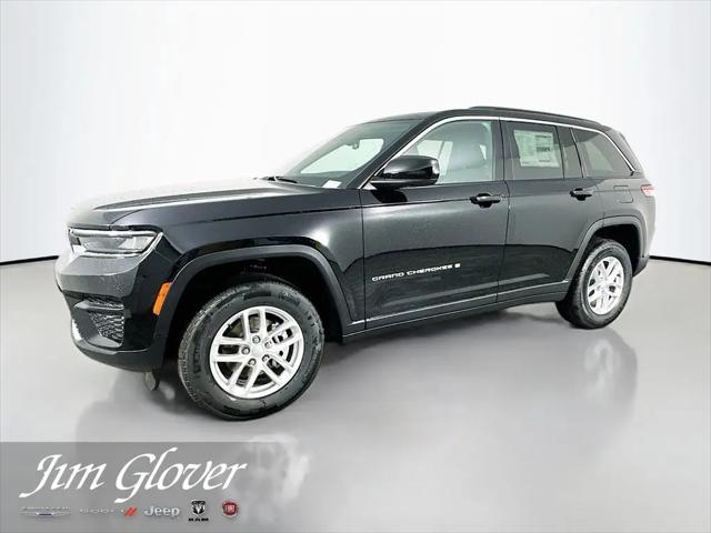 2026 Jeep Grand Cherokee Laredo 4x2