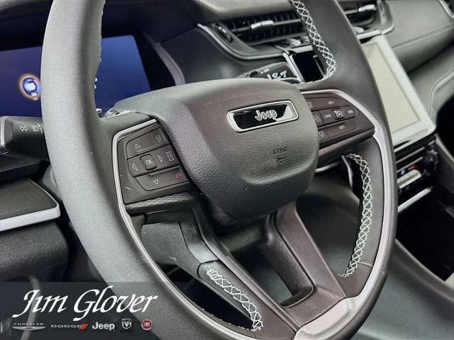 2026 Jeep Grand Cherokee Laredo 4x2