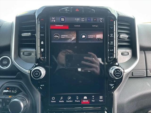 2026 Ram 1500 Big Horn Crew Cab 4x4 5'7" Box