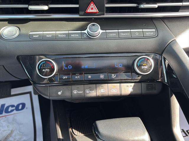 2025 Hyundai Elantra SEL Convenience
