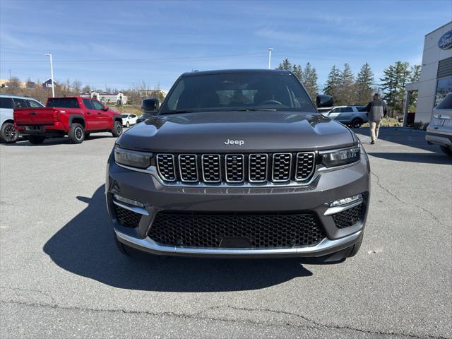 2025 Jeep Grand Cherokee Summit 4x4 2025 Jeep Grand Cherokee Summit 4x4