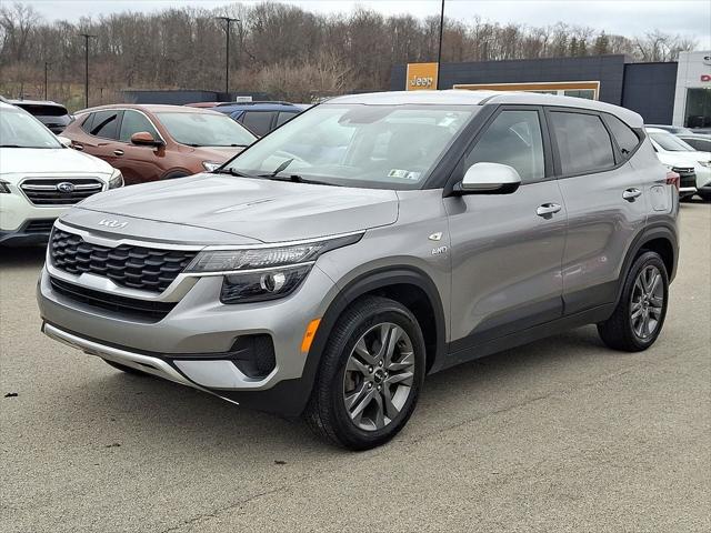 2023 Kia Seltos LX 2023 Kia Seltos LX