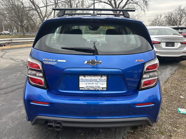 2020 Chevrolet Sonic FWD Hatchback Premier 5-Door