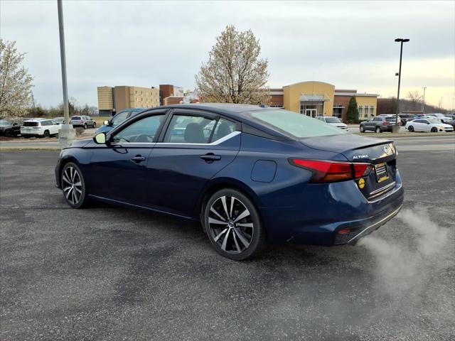 2022 Nissan Altima SR FWD