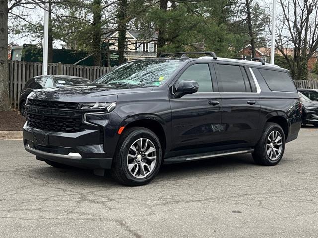 2022 Chevrolet Suburban 4WD LT