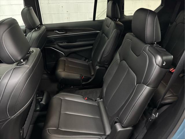 New 2026 Jeep Grand Cherokee L Limited 4x4 For Sale in Wilmington, OH