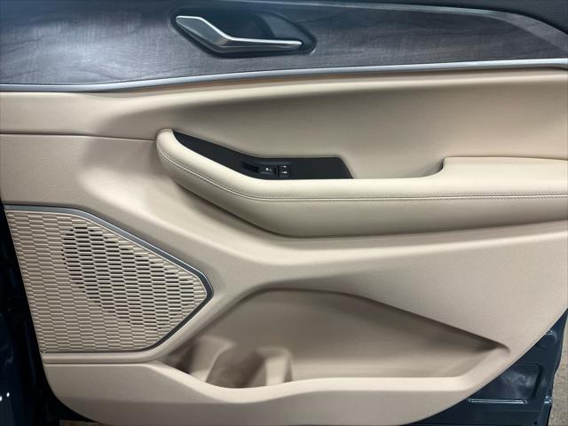 New 2026 Jeep Grand Cherokee L Limited 4x4 For Sale in Wilmington, OH