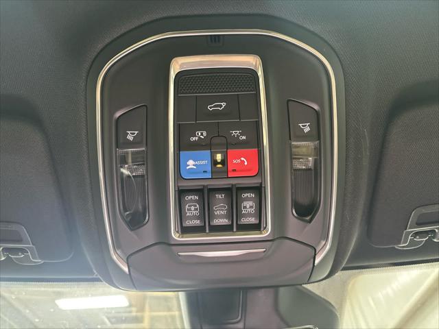 New 2026 Jeep Grand Cherokee L Limited 4x4 For Sale in Wilmington, OH
