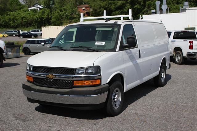 2026 Chevrolet Express Cargo Van 2500 Regular Wheelbase, WT, RWD