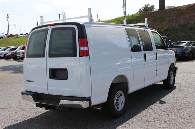 2026 Chevrolet Express Cargo Van 2500 Regular Wheelbase, WT, RWD