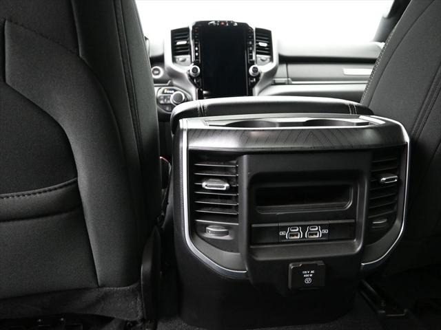 2025 Ram 1500 Big Horn Crew Cab 4x4 5'7" Box