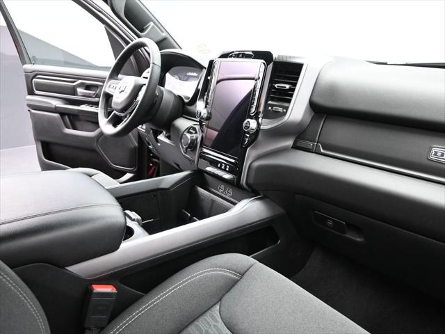 2025 Ram 1500 Big Horn Crew Cab 4x4 5'7" Box