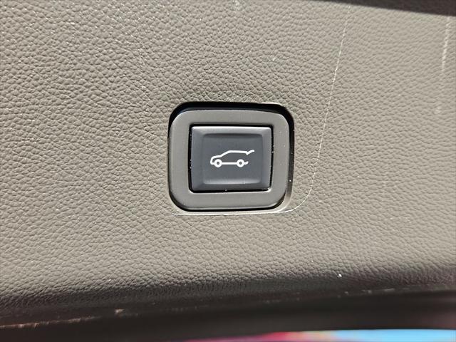 2023 Chevrolet Traverse AWD LT Cloth