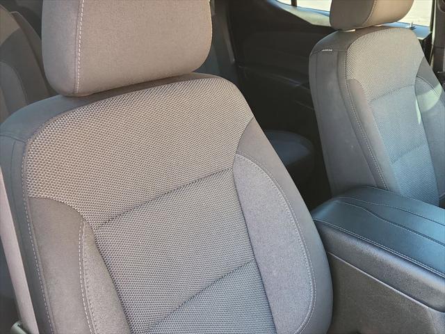 2023 Chevrolet Traverse AWD LT Cloth