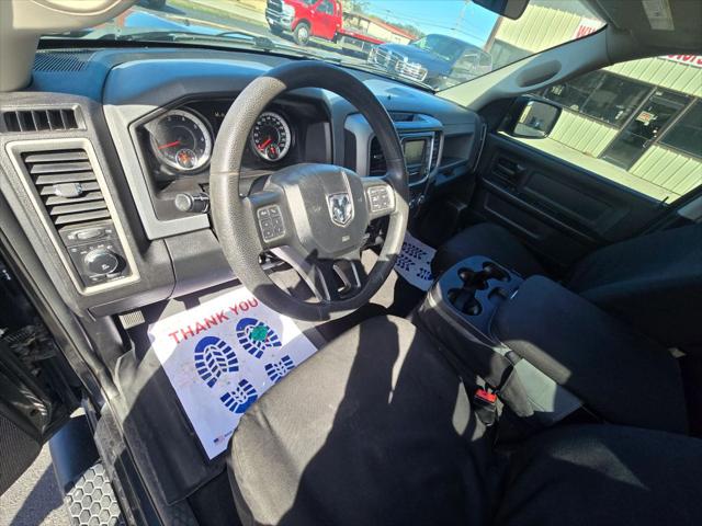 2017 Ram 1500 Express Quad Cab 4x4 6'4" Box