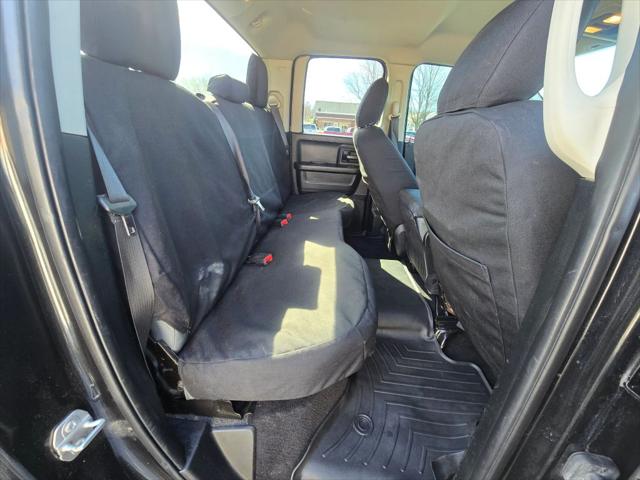 2017 Ram 1500 Express Quad Cab 4x4 6'4" Box